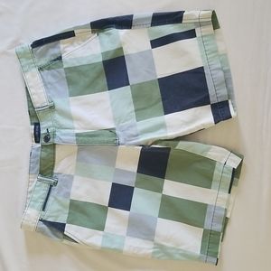 9" Chino Shorts